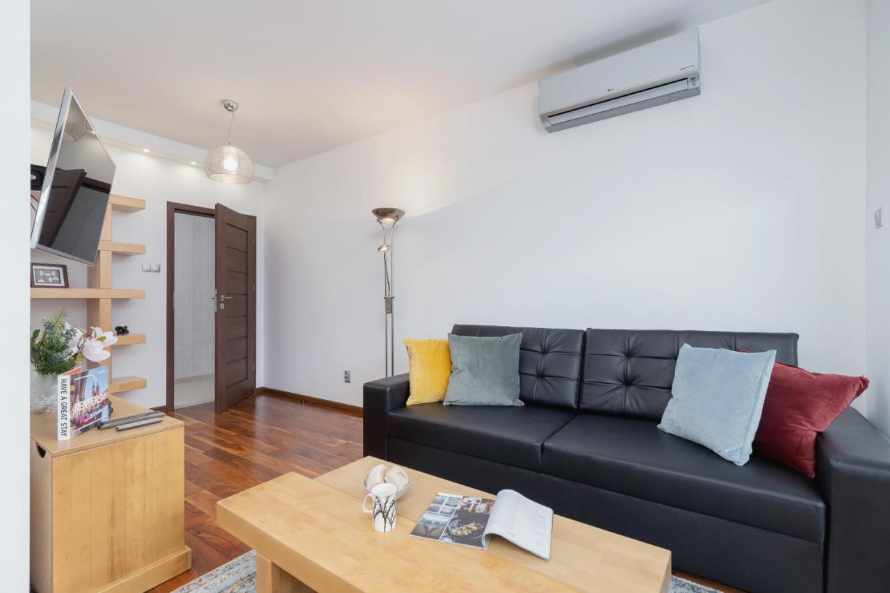 Krakow Blonia Apartment With Balcony By Noclegi Renters Extérieur photo