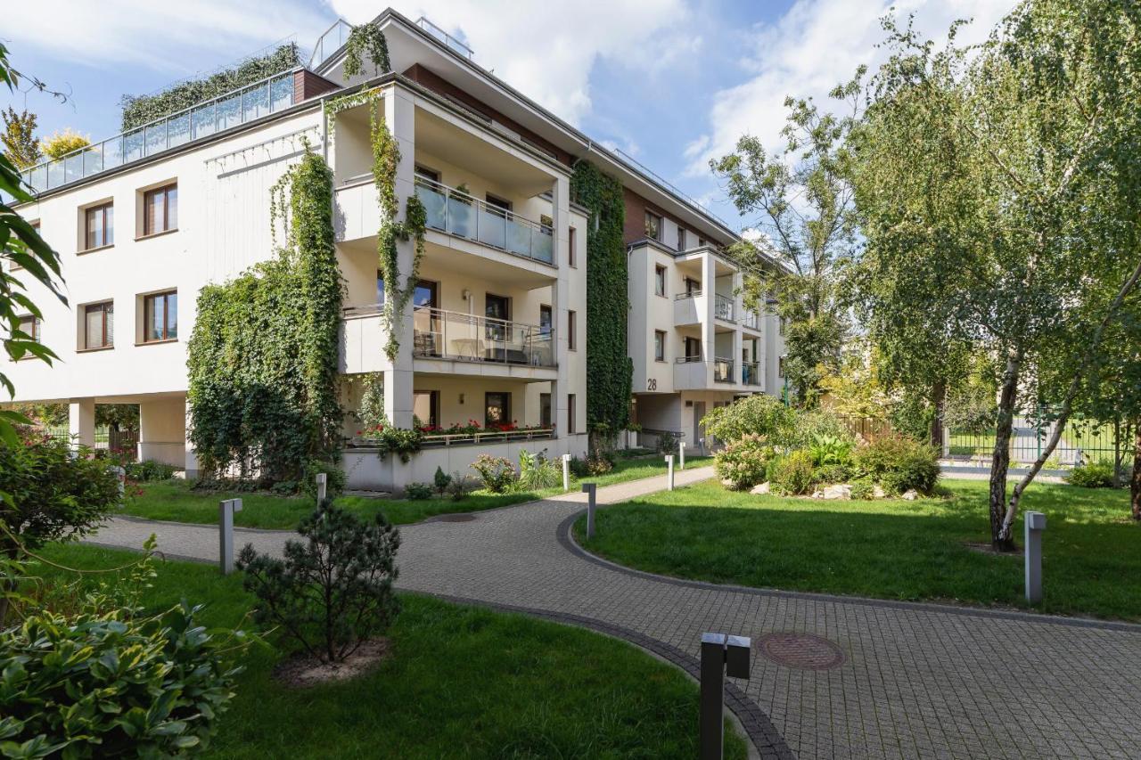 Krakow Blonia Apartment With Balcony By Noclegi Renters Extérieur photo