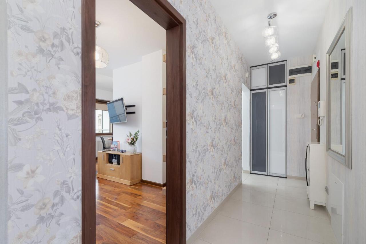 Krakow Blonia Apartment With Balcony By Noclegi Renters Extérieur photo