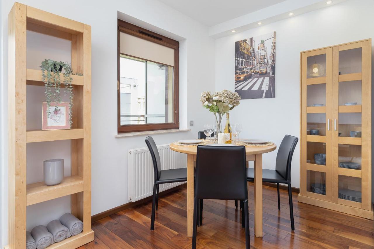 Krakow Blonia Apartment With Balcony By Noclegi Renters Extérieur photo